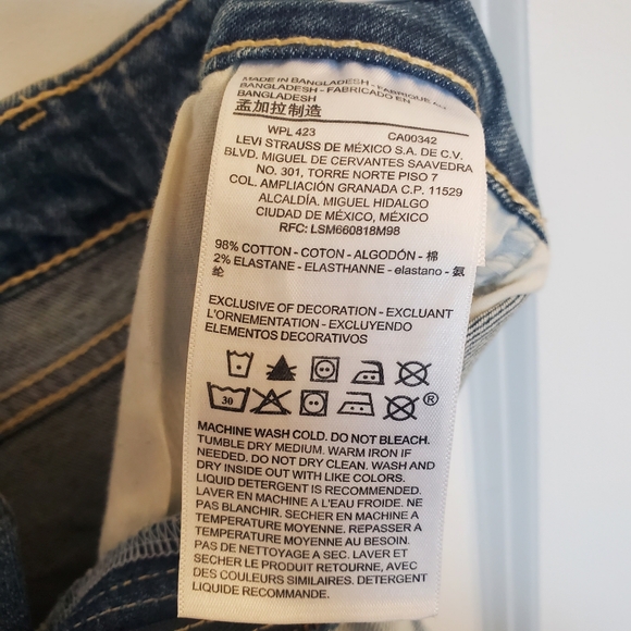 Levi's Denizen - Woman's- High Rise Shorts - NWT - Sz 12 - Picture 6 of 7